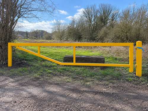 Bespoke gate fabrication